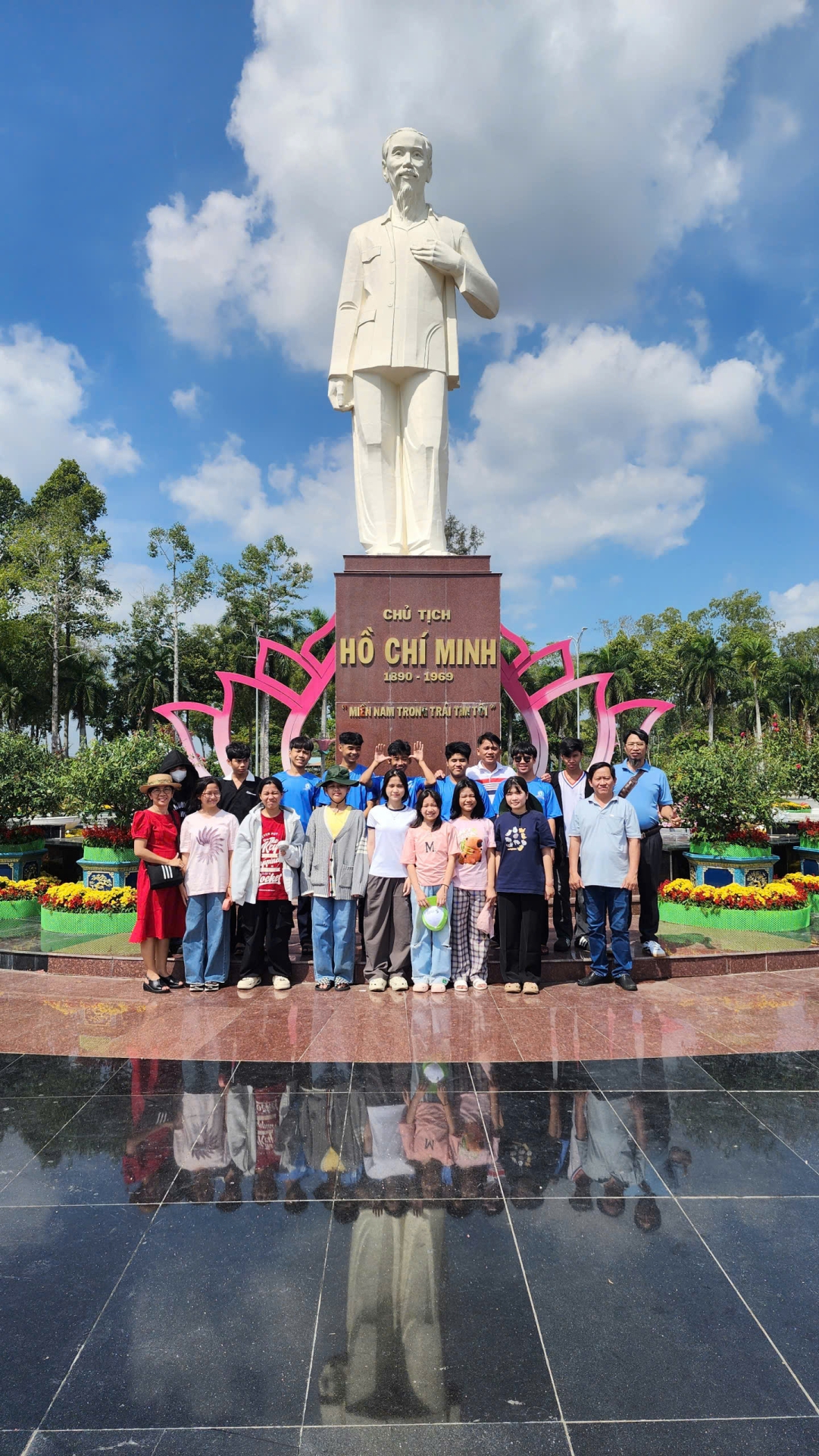 Hoạt động trải nghiệm cho trẻ em có hoàn cảnh đặc biệt tại Festival Hoa – Kiểng Sa Đéc lần thứ II năm 2025