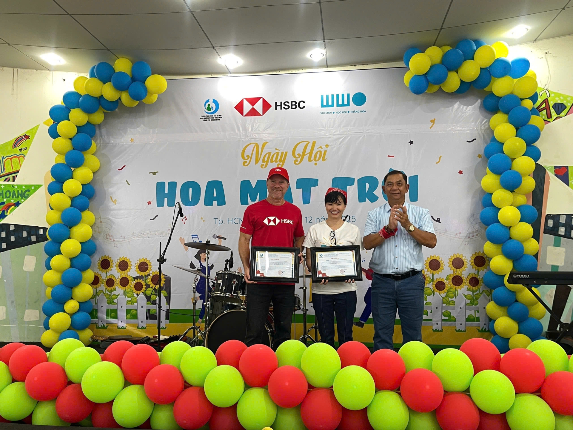 NHÌN LẠI HÀNH TRÌNH YÊU THƯƠNG – VUI CHƠI ĐỂ HỌC TẬP VÀ PHÁT TRIỂN