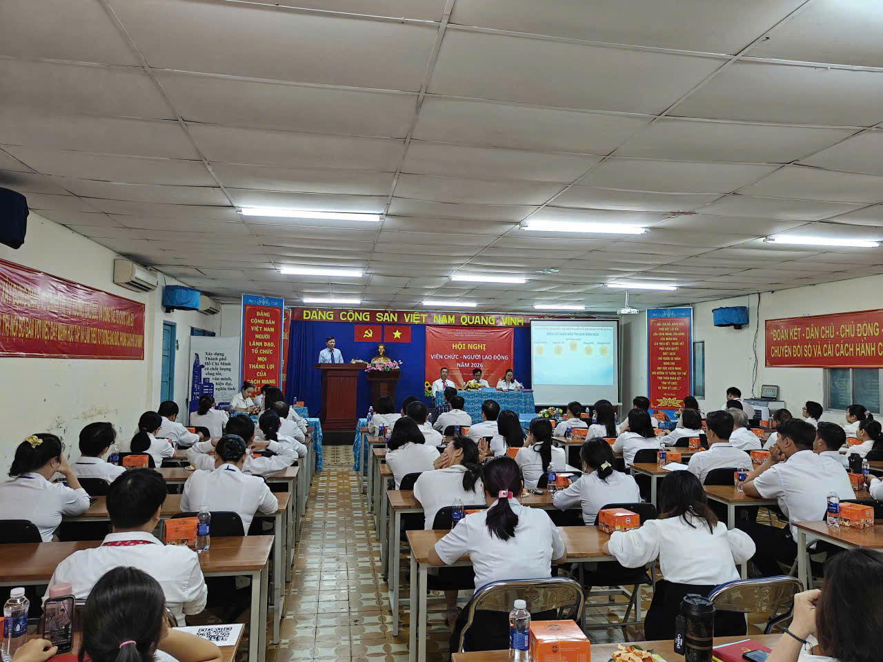 TRUNG TÂM CÔNG TÁC XÃ HỘI - GIÁO DỤC DẠY NGHỀ THIẾU NIÊN THÀNH PHỐ HỒ CHÍ MINH TỔ CHỨC THÀNH CÔNG HỘI NGHỊ VIÊN CHỨC - NGƯỜI LAO ĐỘNG NĂM 2026