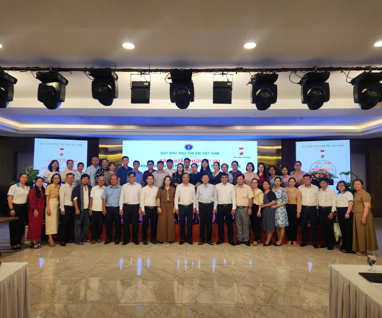 Trung tâm Công tác xã hội - Giáo dục dạy nghề Thiếu niên thành phố Hồ Chí Minh tham gia Hội nghị tập huấn của Quỹ Bảo trợ trẻ em Việt Nam tại Cần Thơ từ ngày 28 đến 29/10/2025