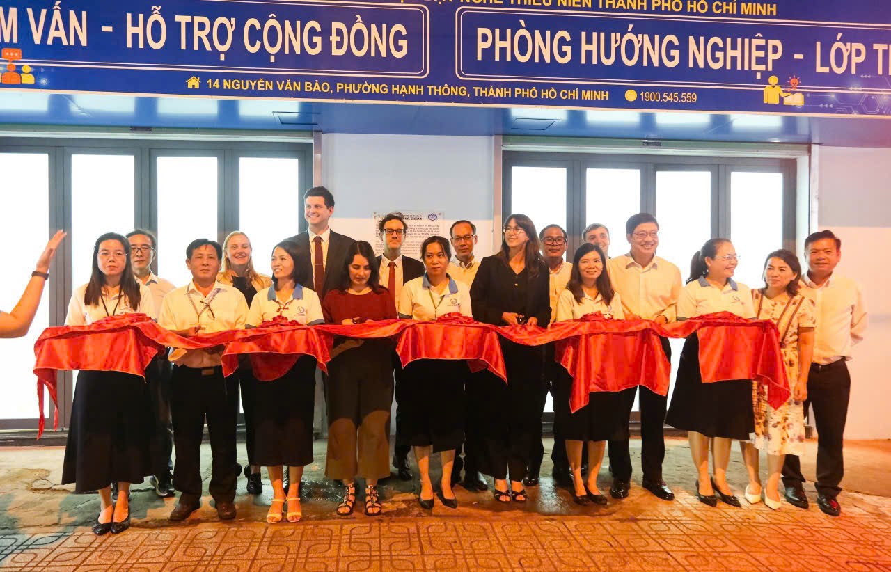 LỄ BÀN GIAO VÀ GIỚI THIỆU MÔ HÌNH HOẠT ĐỘNG VĂN PHÒNG THAM VẤN VÀ CUNG CẤP DỊCH VỤ HỖ TRỢ TRẺ EM TẠI KHU VỰC GÒ VẤP