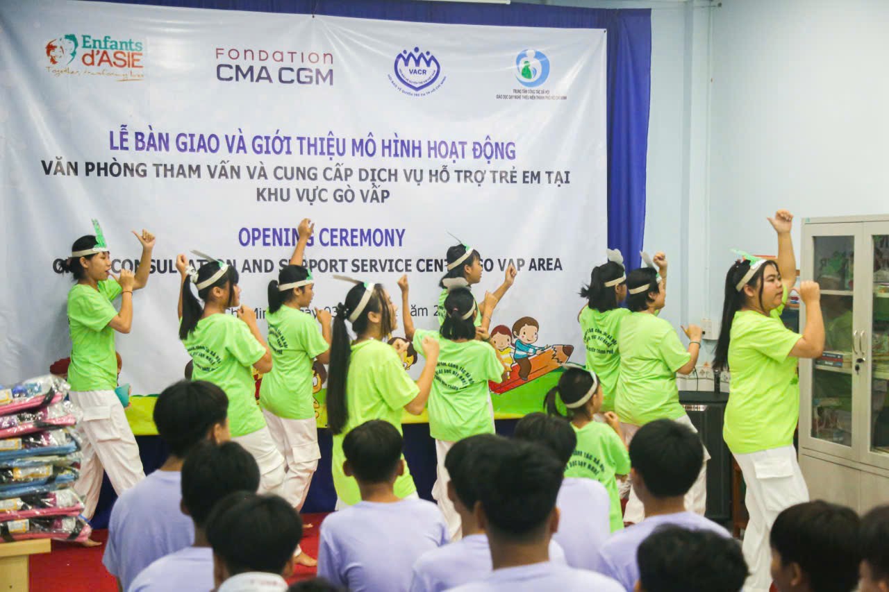 LỄ BÀN GIAO VÀ GIỚI THIỆU MÔ HÌNH HOẠT ĐỘNG VĂN PHÒNG THAM VẤN VÀ CUNG CẤP DỊCH VỤ HỖ TRỢ TRẺ EM TẠI KHU VỰC GÒ VẤP