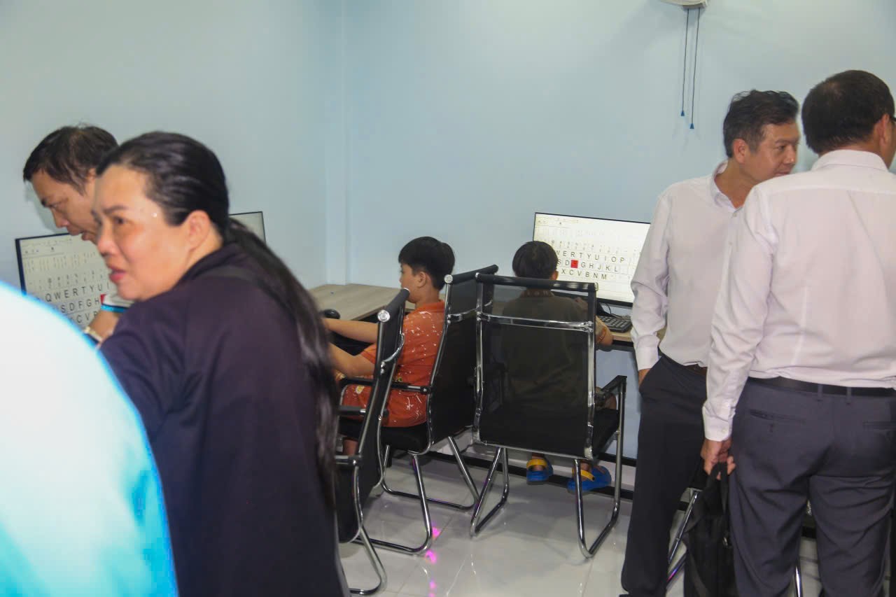 LỄ BÀN GIAO VÀ GIỚI THIỆU MÔ HÌNH HOẠT ĐỘNG VĂN PHÒNG THAM VẤN VÀ CUNG CẤP DỊCH VỤ HỖ TRỢ TRẺ EM TẠI KHU VỰC GÒ VẤP