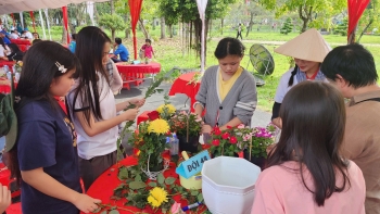 Hoạt động trải nghiệm cho trẻ em có hoàn cảnh đặc biệt tại Festival Hoa – Kiểng Sa Đéc lần thứ II năm 2025