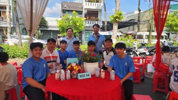 Hoạt động trải nghiệm cho trẻ em có hoàn cảnh đặc biệt tại Festival Hoa – Kiểng Sa Đéc lần thứ II năm 2025